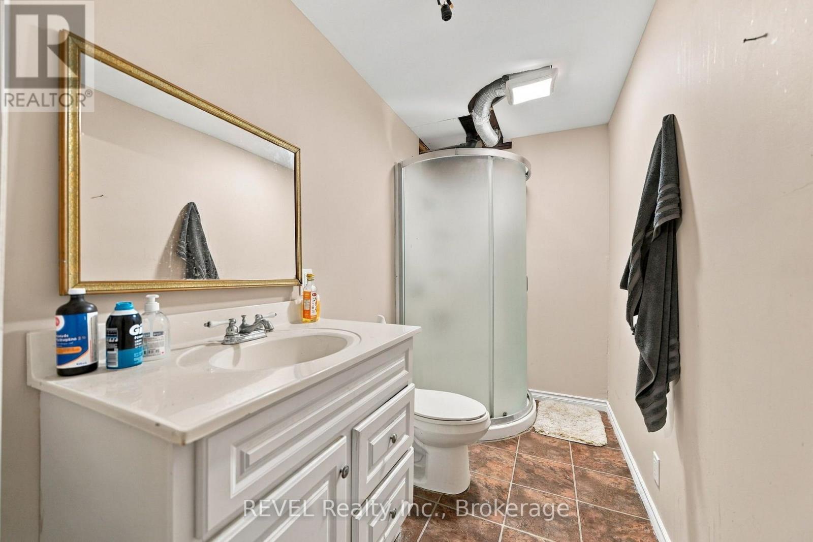 8501 Kelsey Crescent, Niagara Falls, Ontario  L2H 0B2 - Photo 38 - X14112174