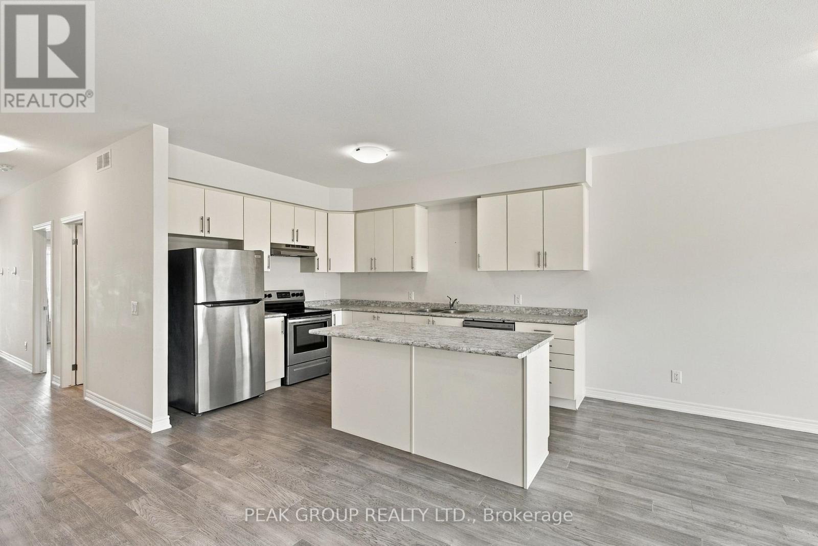 21 Barker Parkway, Thorold, Ontario  L2V 0B7 - Photo 7 - X14112264