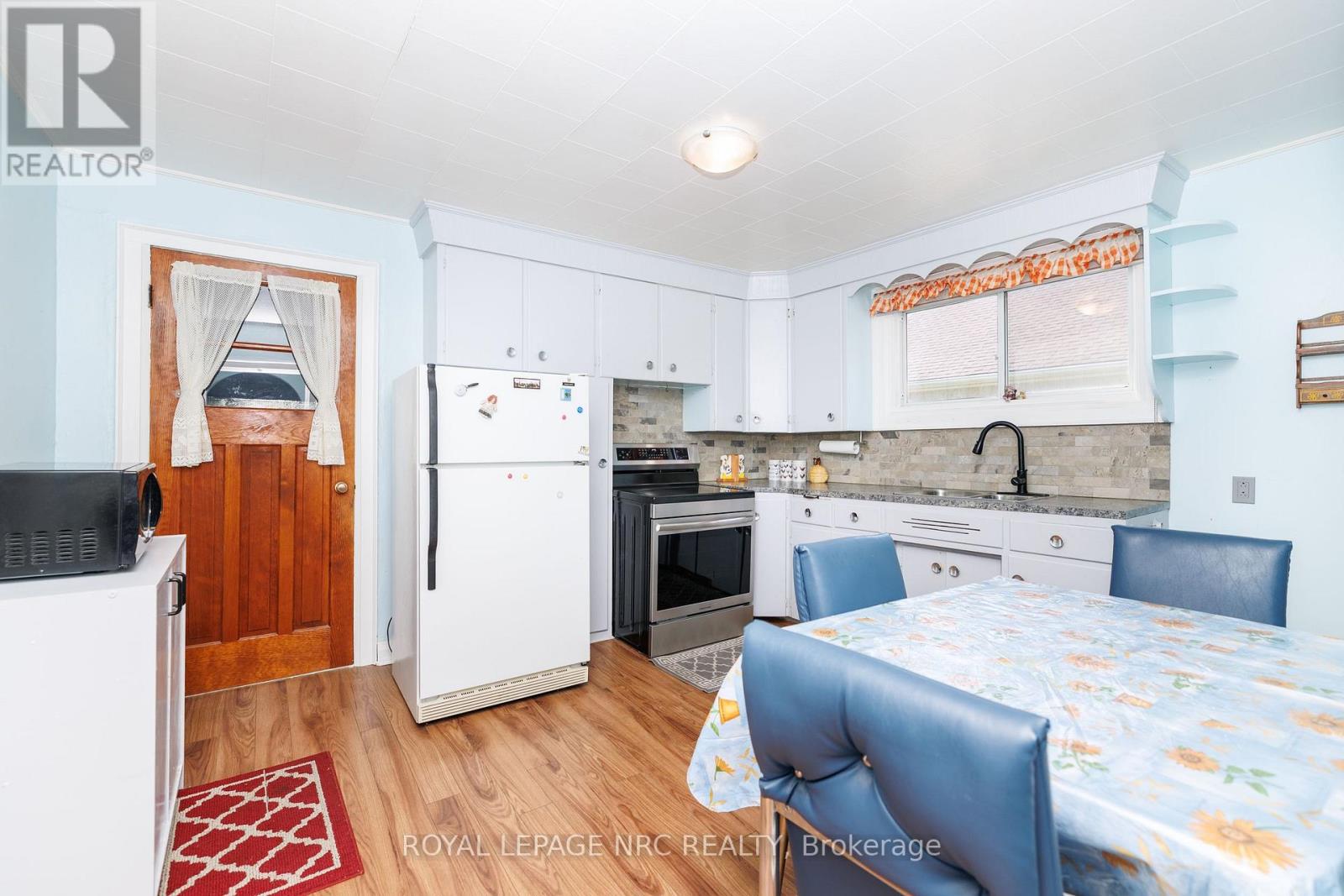 56 Beech Street, St. Catharines, Ontario  L2R 2B7 - Photo 11 - X14112304
