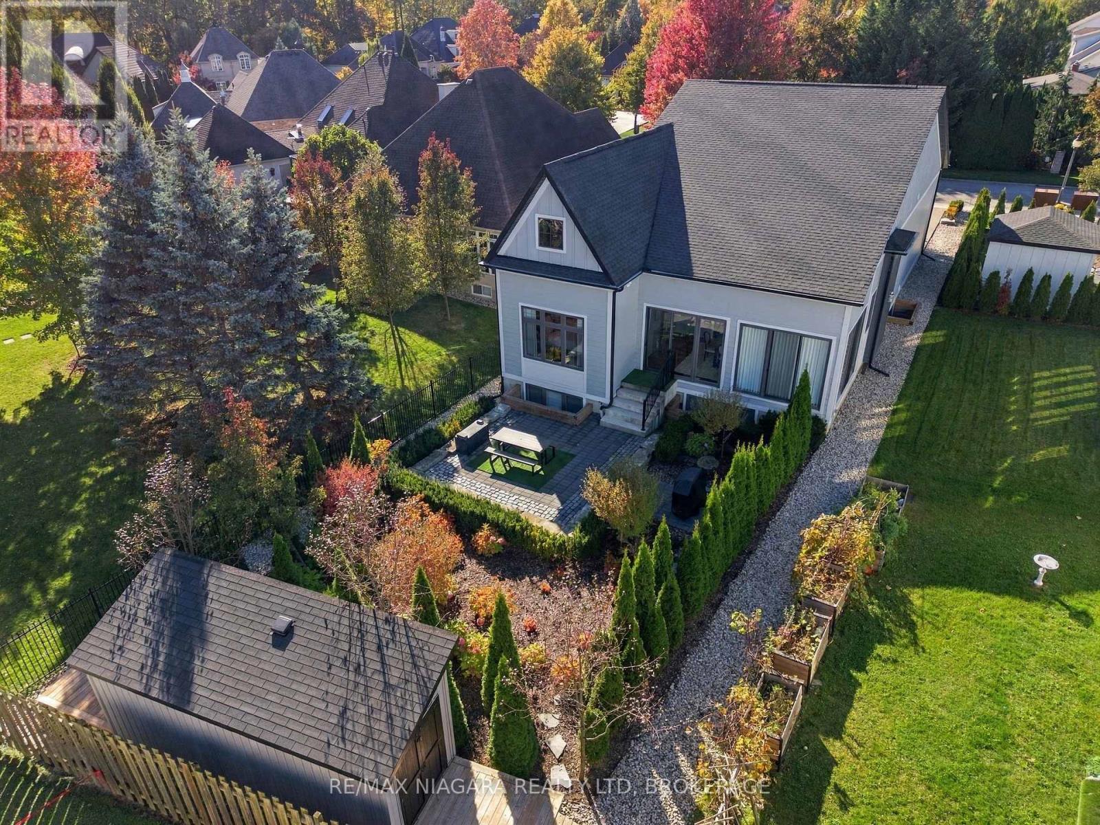 1a Bayberry Lane, Niagara-On-The-Lake, Ontario  L0S 1J0 - Photo 2 - X14113350