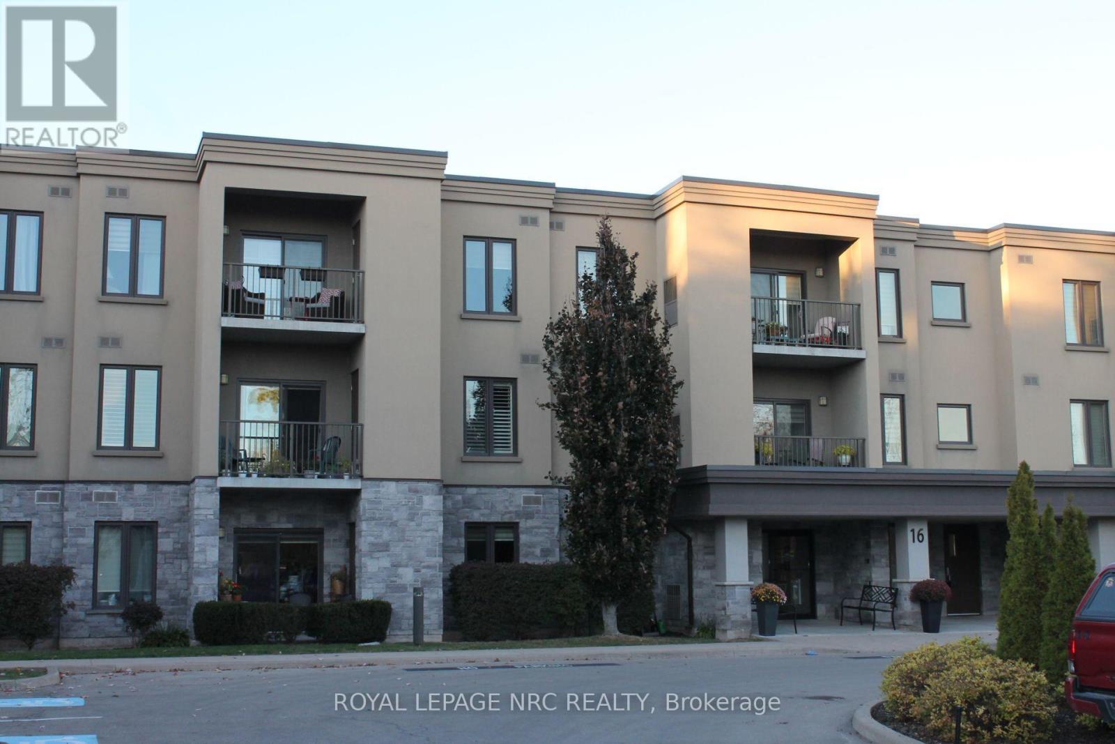 301 - 16 Sullivan Avenue, Thorold, Ontario  L2V 2Y2 - Photo 2 - X14113906