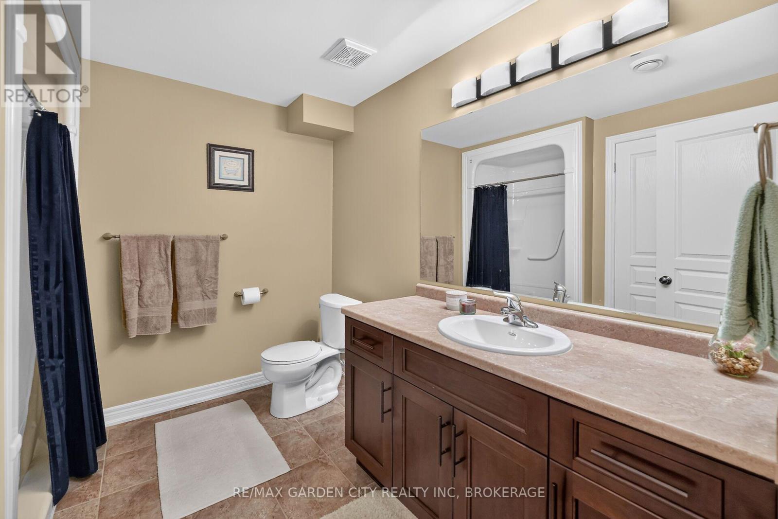 179 Falcon Drive, Welland, Ontario  L3C 0B2 - Photo 32 - X14114012