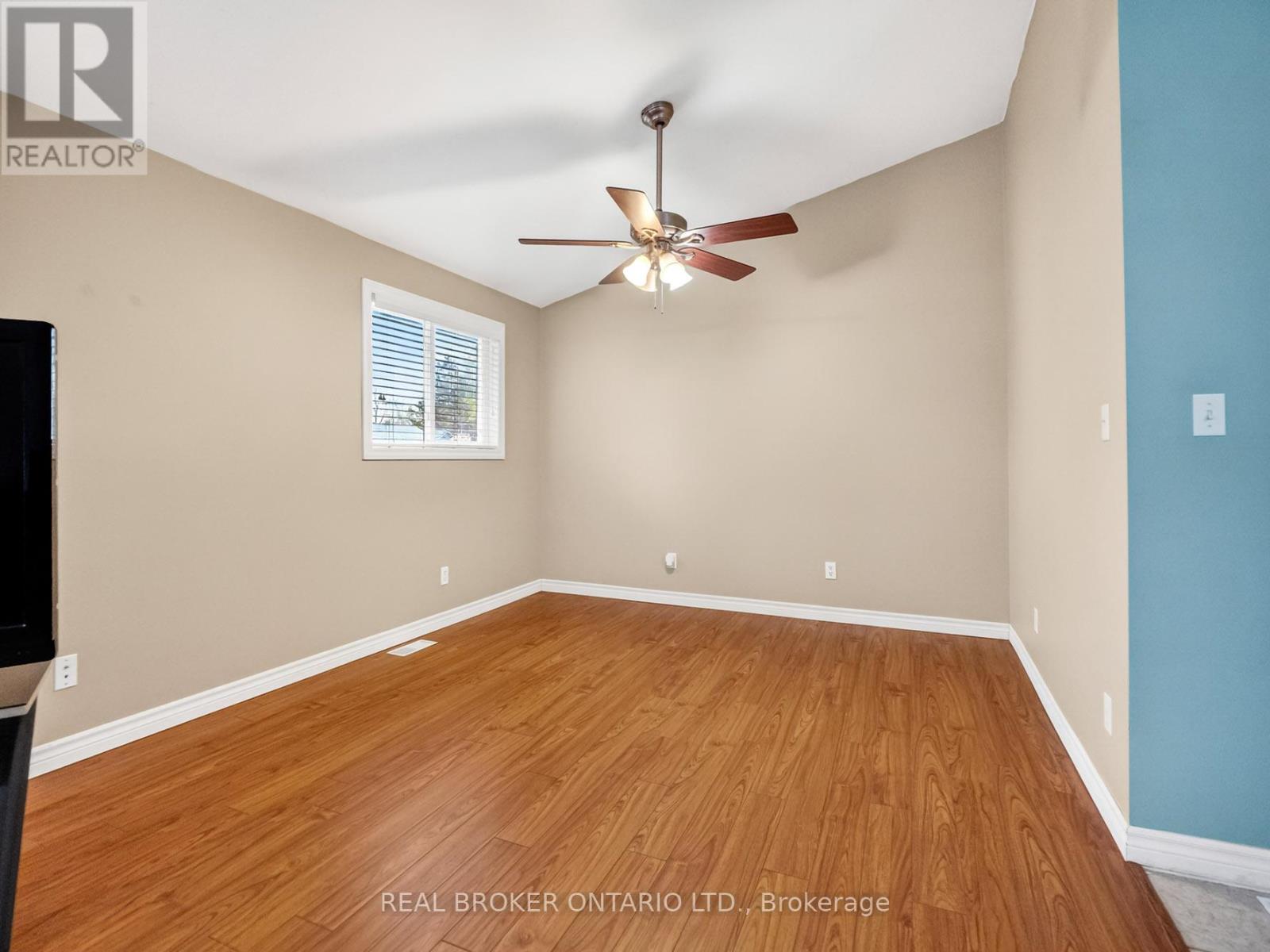 3176 Evadere Avenue N, Fort Erie, Ontario  L0S 1N0 - Photo 10 - X14113148