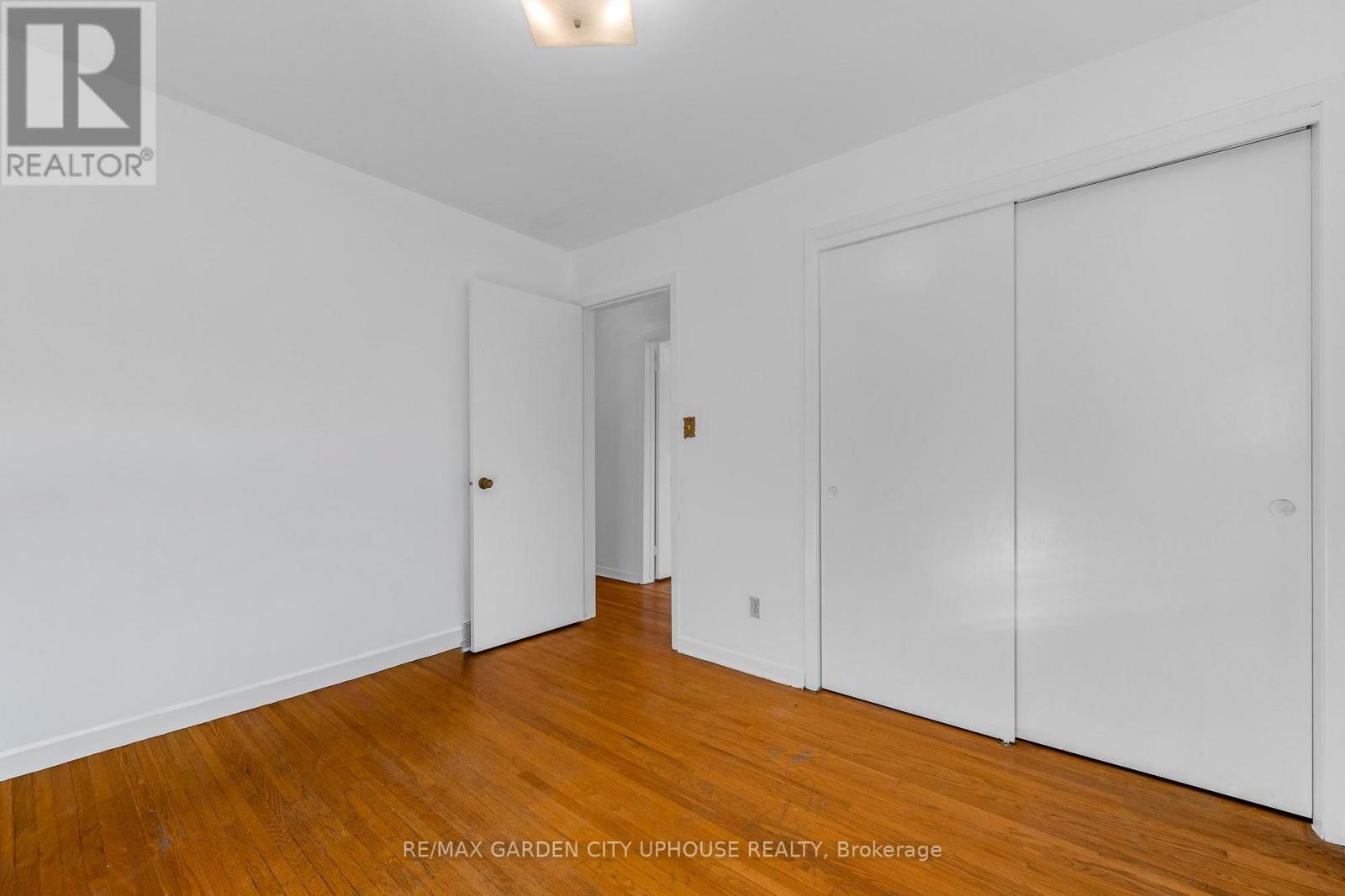 Main Floor - 3083 Portage Road, Niagara Falls, Ontario  L2J 2J8 - Photo 12 - X14114336