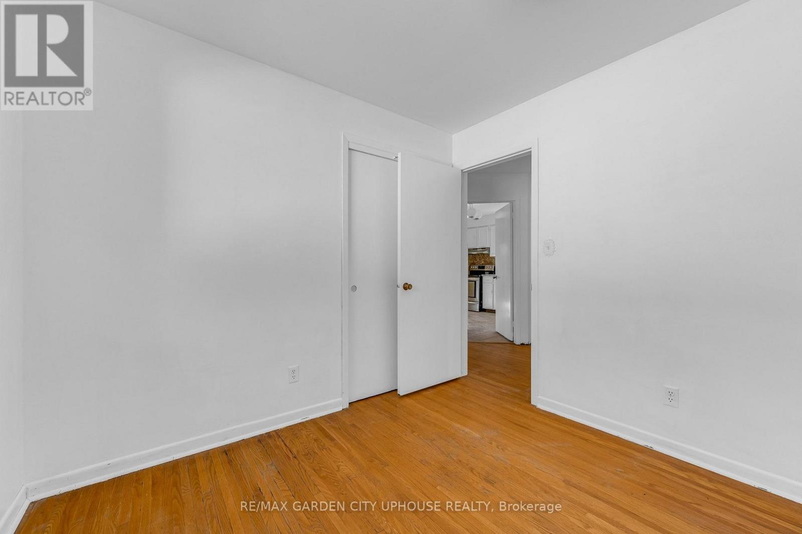 Main Floor - 3083 Portage Road, Niagara Falls, Ontario  L2J 2J8 - Photo 13 - X14114336