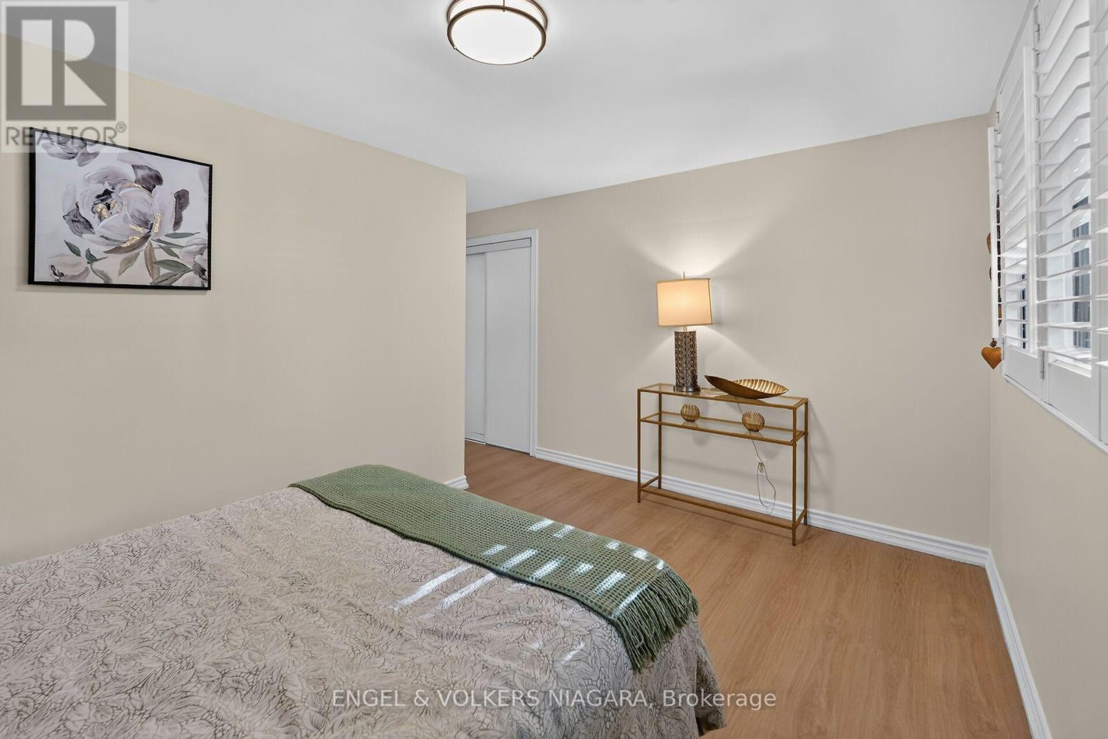 6773 Crawford Street, Niagara Falls, Ontario  L2E 5Z6 - Photo 13 - X14114344