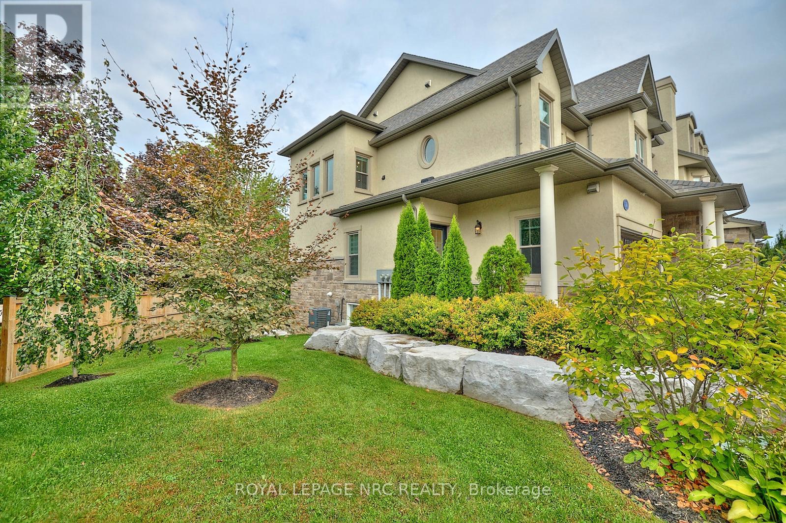 50 Aberdeen Lane S, Niagara-On-The-Lake, Ontario  L0S 1J0 - Photo 3 - X14114762