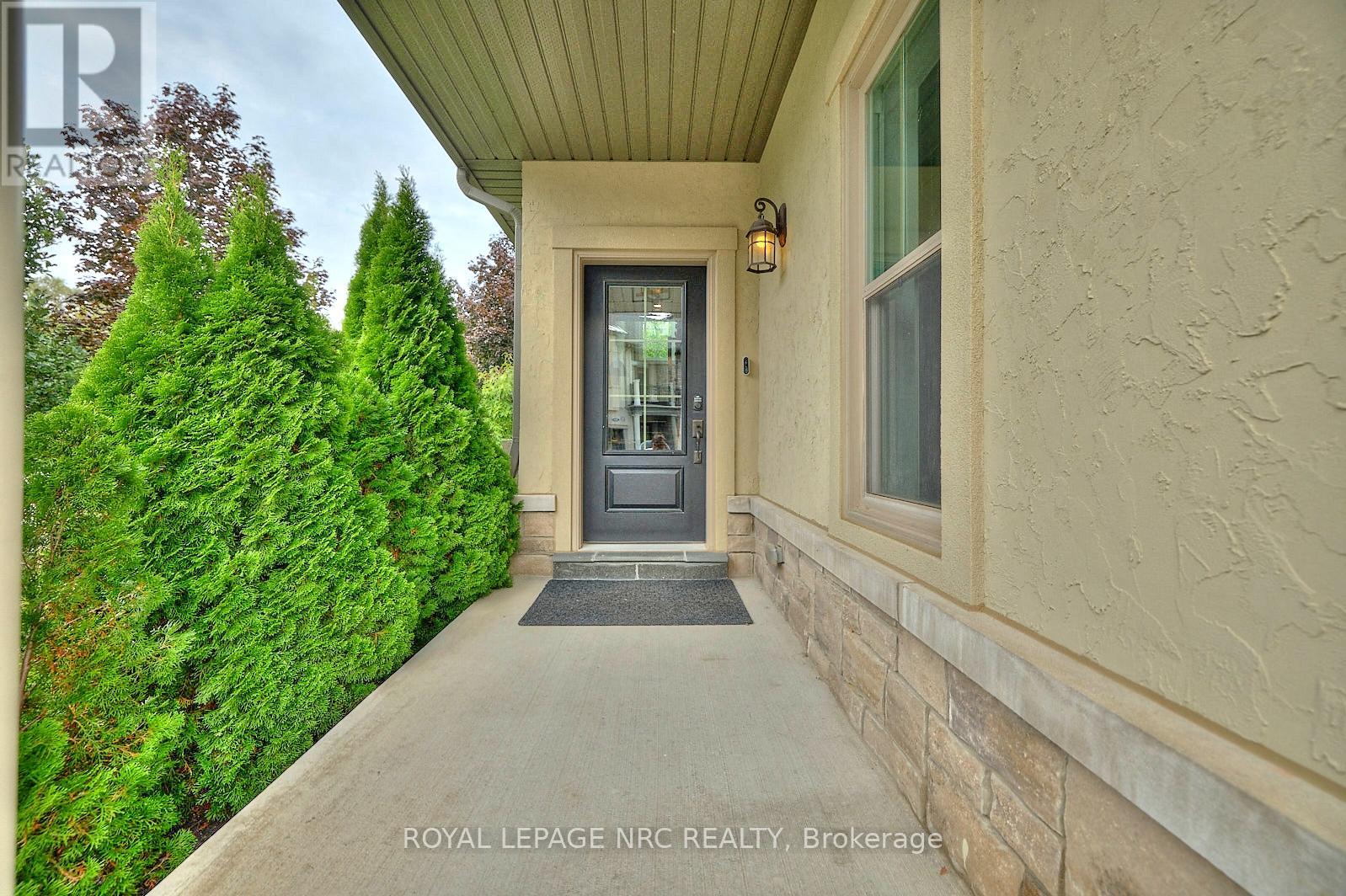 50 Aberdeen Lane S, Niagara-On-The-Lake, Ontario  L0S 1J0 - Photo 4 - X14114762