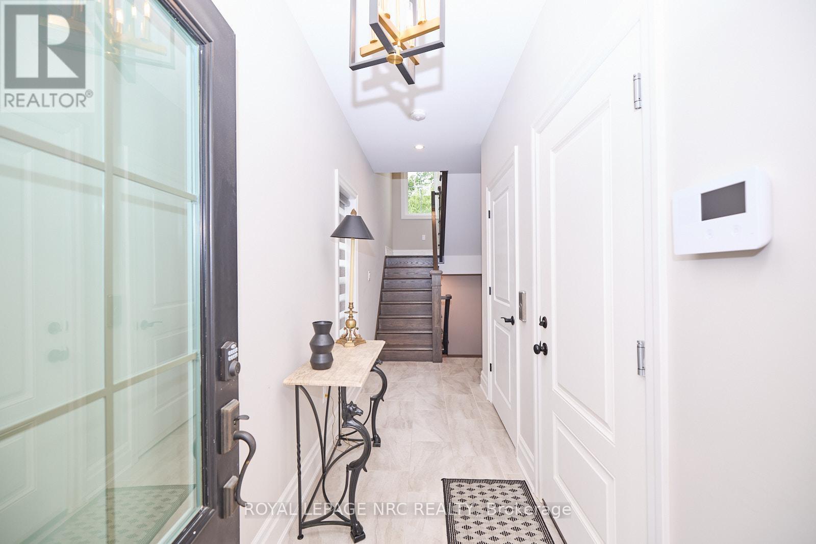 50 Aberdeen Lane S, Niagara-On-The-Lake, Ontario  L0S 1J0 - Photo 5 - X14114762