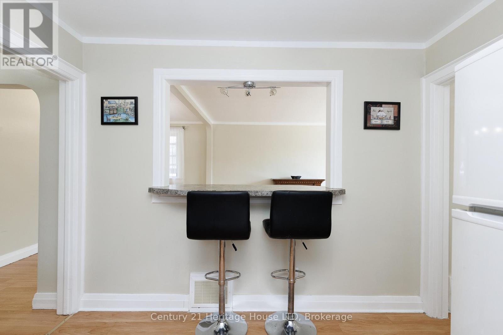 6477 Barker Street, Niagara Falls, Ontario  L2G 1Y6 - Photo 13 - X14115028
