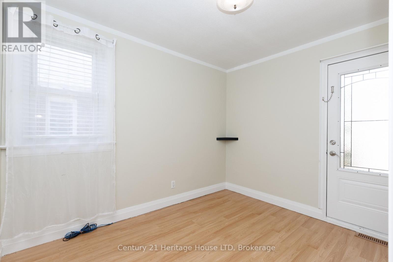 6477 Barker Street, Niagara Falls, Ontario  L2G 1Y6 - Photo 16 - X14115028
