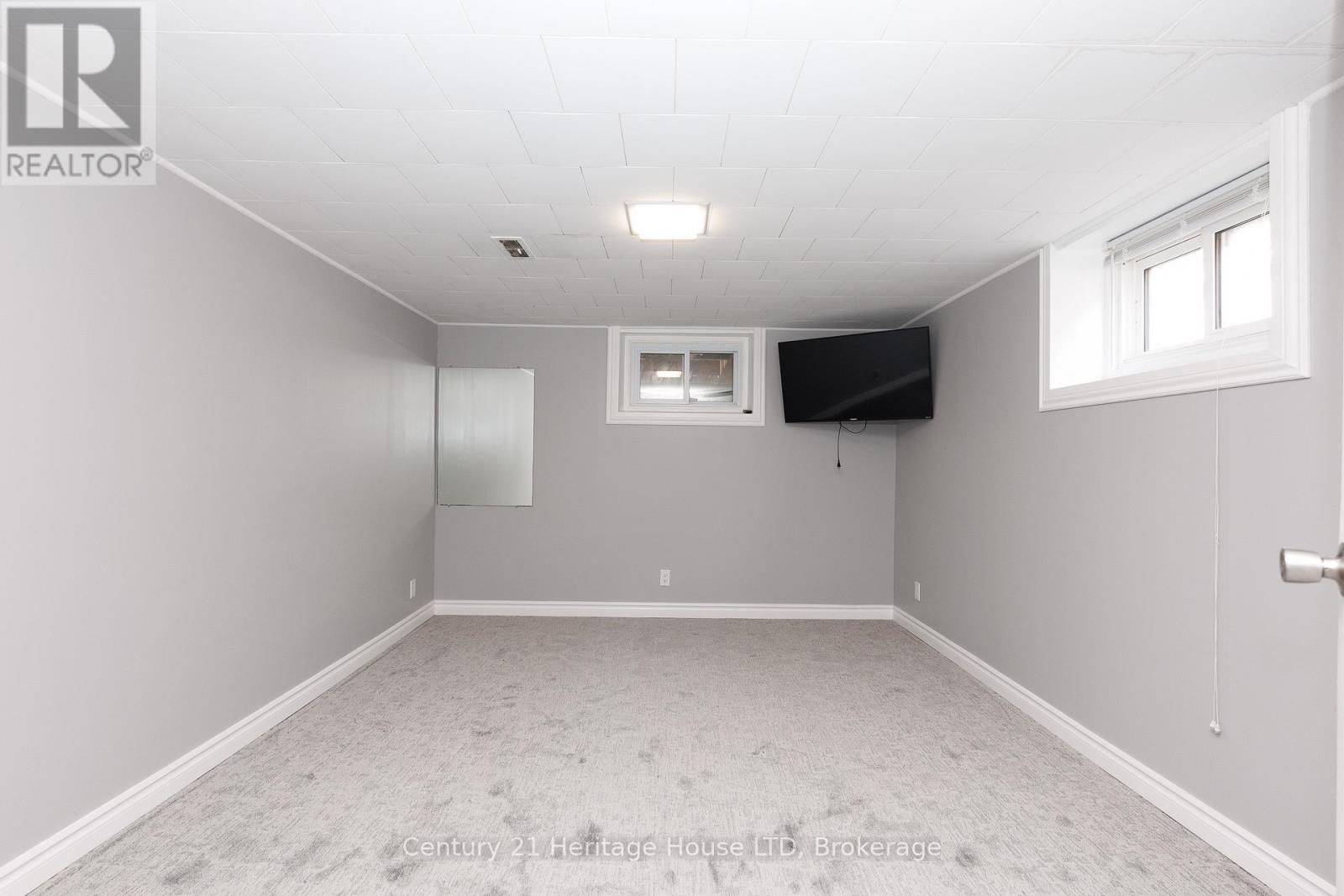 6477 Barker Street, Niagara Falls, Ontario  L2G 1Y6 - Photo 27 - X14115028