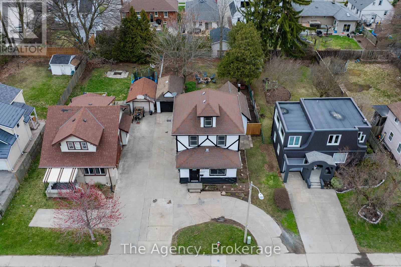 6499 Thorold Stone Road, Niagara Falls, Ontario  L2J 1B2 - Photo 2 - X14115448