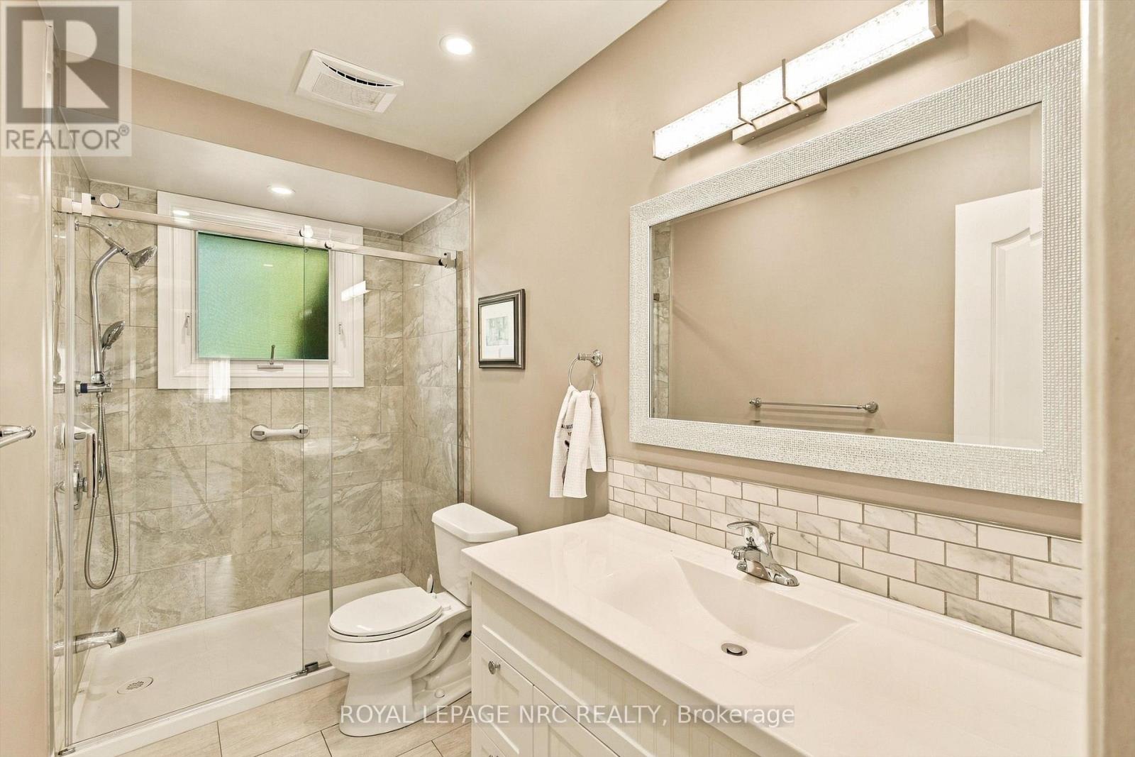 13 Hardwood Grove, St. Catharines, Ontario  L2P 1K3 - Photo 25 - X14115640