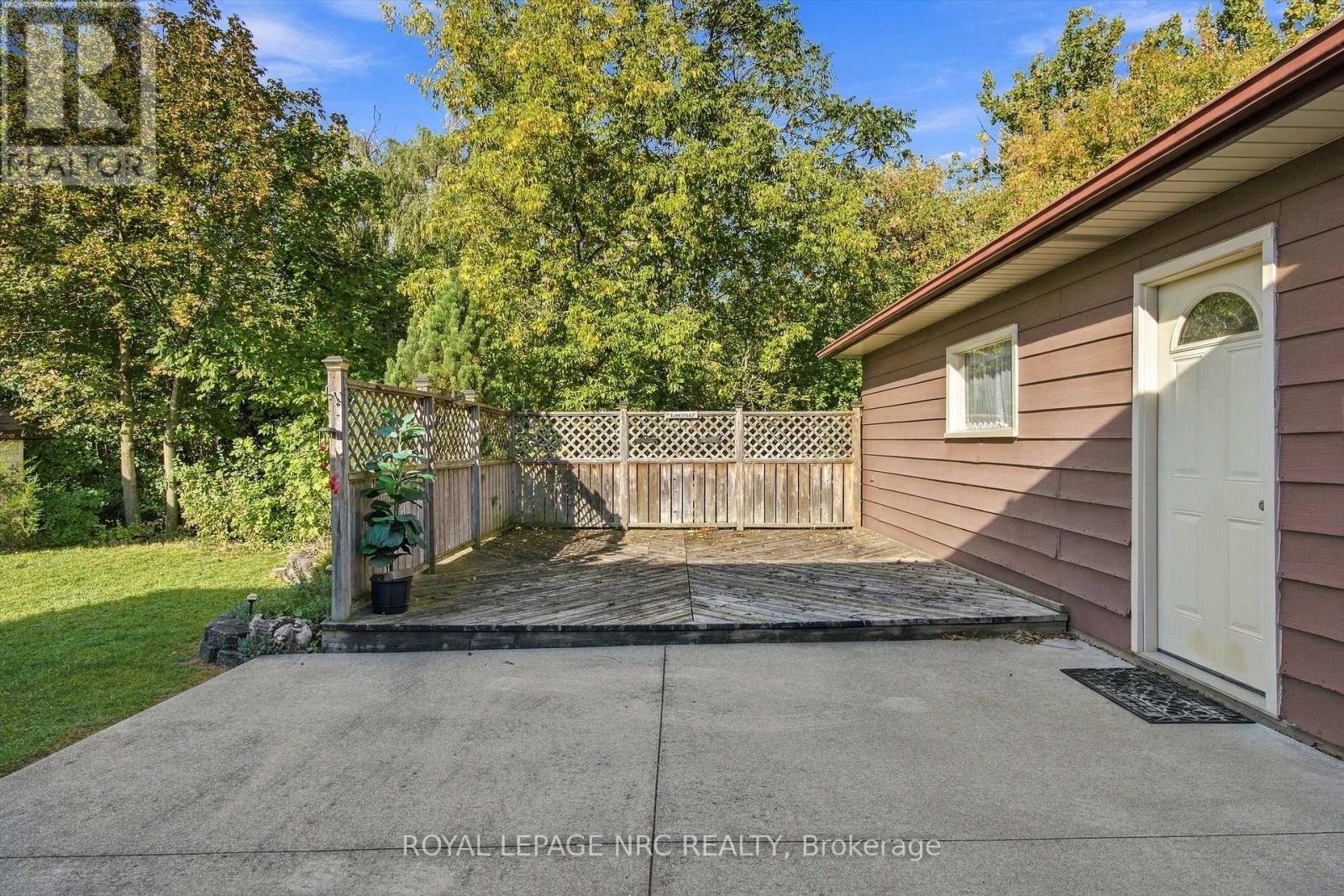 13 Hardwood Grove, St. Catharines, Ontario  L2P 1K3 - Photo 35 - X14115640