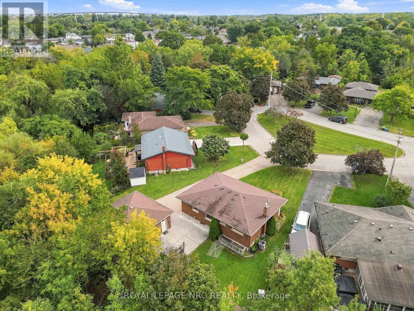 13 Hardwood Grove, St. Catharines, Ontario  L2P 1K3 - Photo 43 - X14115640
