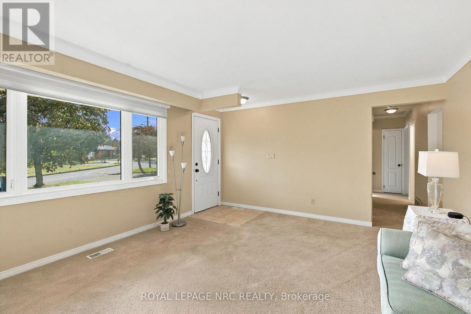 13 Hardwood Grove, St. Catharines, Ontario  L2P 1K3 - Photo 7 - X14115640