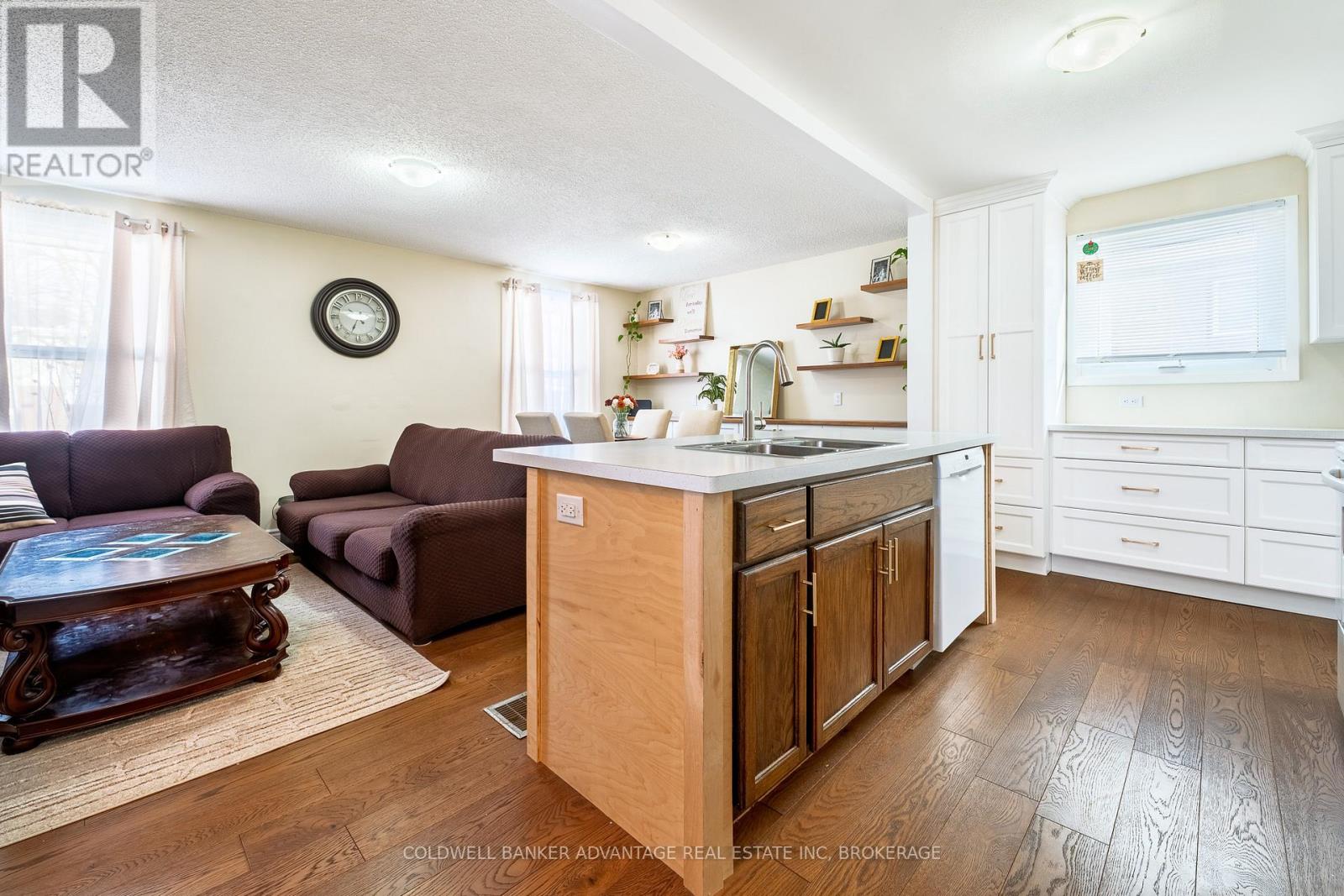 25 Newleaf Crescent, Welland, Ontario  L3C 6B4 - Photo 13 - X14115680