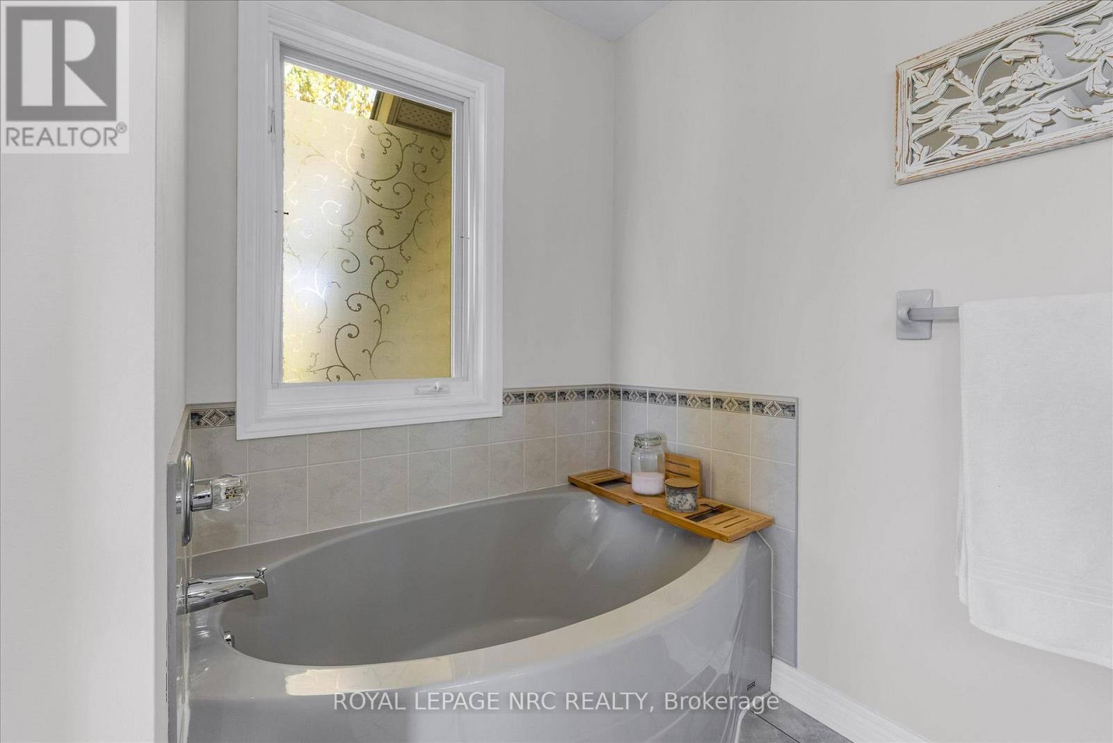92 Ward Circle, Thorold, Ontario  L2V 5C4 - Photo 23 - X14116054