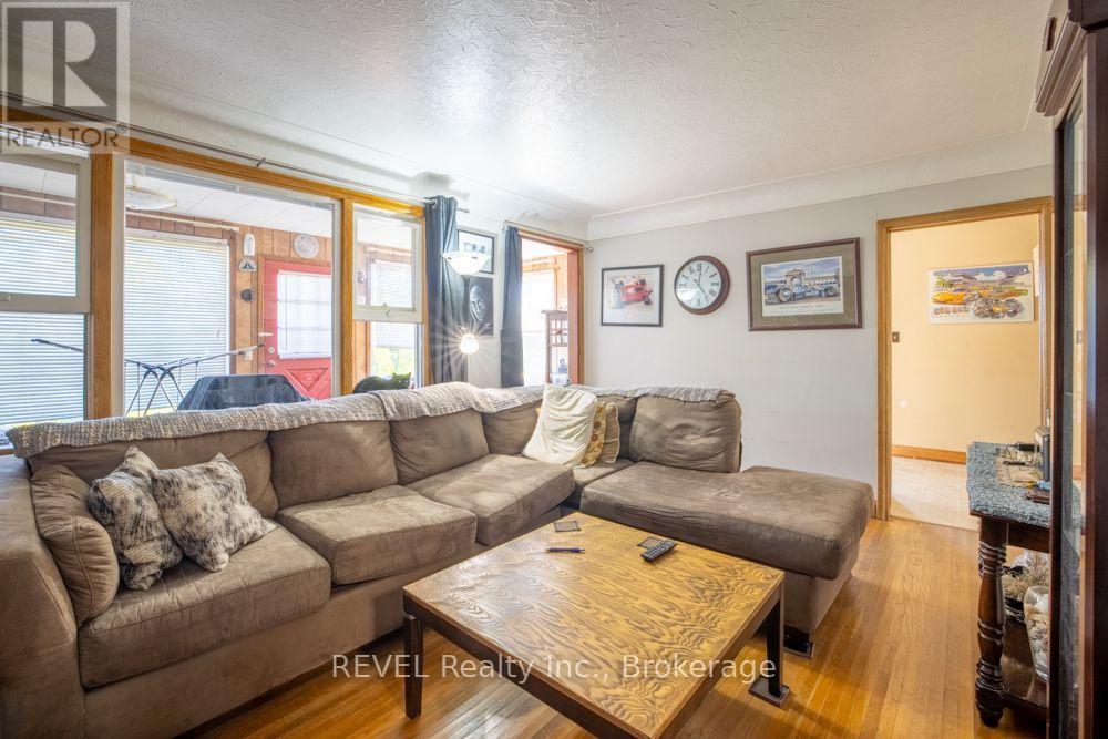 1582 Creek Road, Niagara-On-The-Lake, Ontario  L0S 1J0 - Photo 11 - X14117402