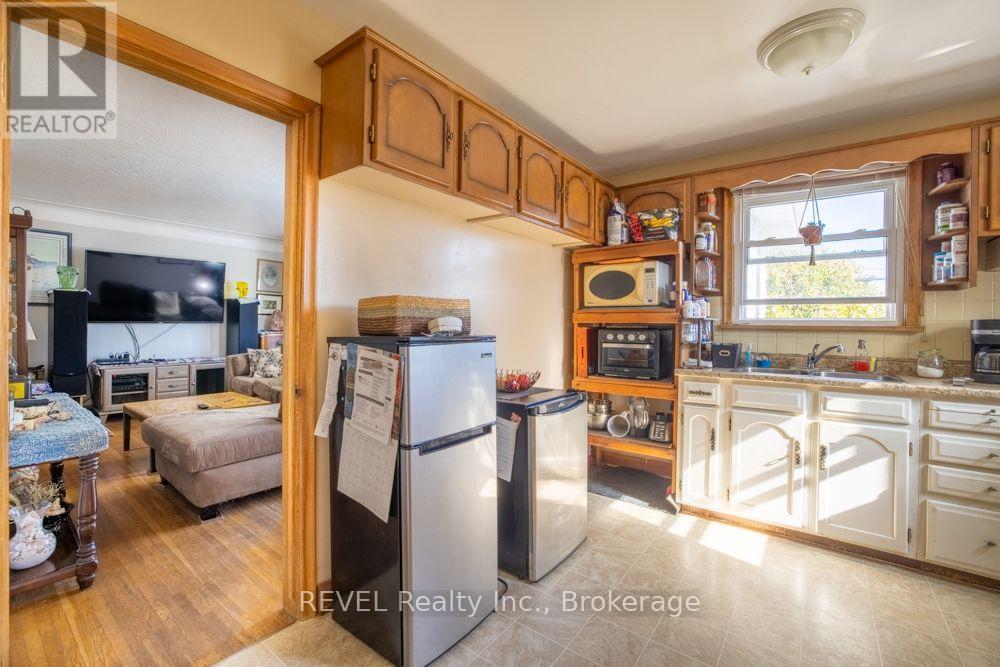 1582 Creek Road, Niagara-On-The-Lake, Ontario  L0S 1J0 - Photo 14 - X14117402