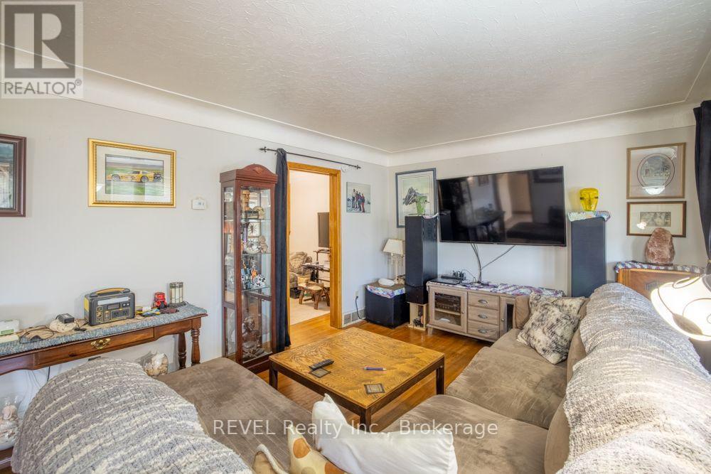 1582 Creek Road, Niagara-On-The-Lake, Ontario  L0S 1J0 - Photo 9 - X14117402