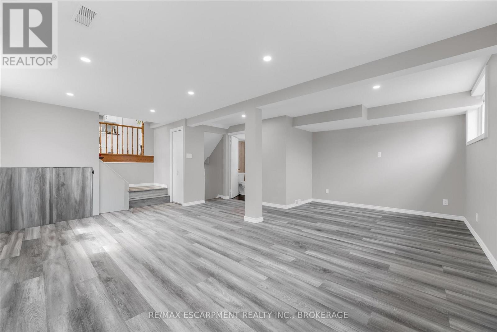 7506 Jubilee Drive, Niagara Falls, Ontario  L2G 7J5 - Photo 20 - X14118176