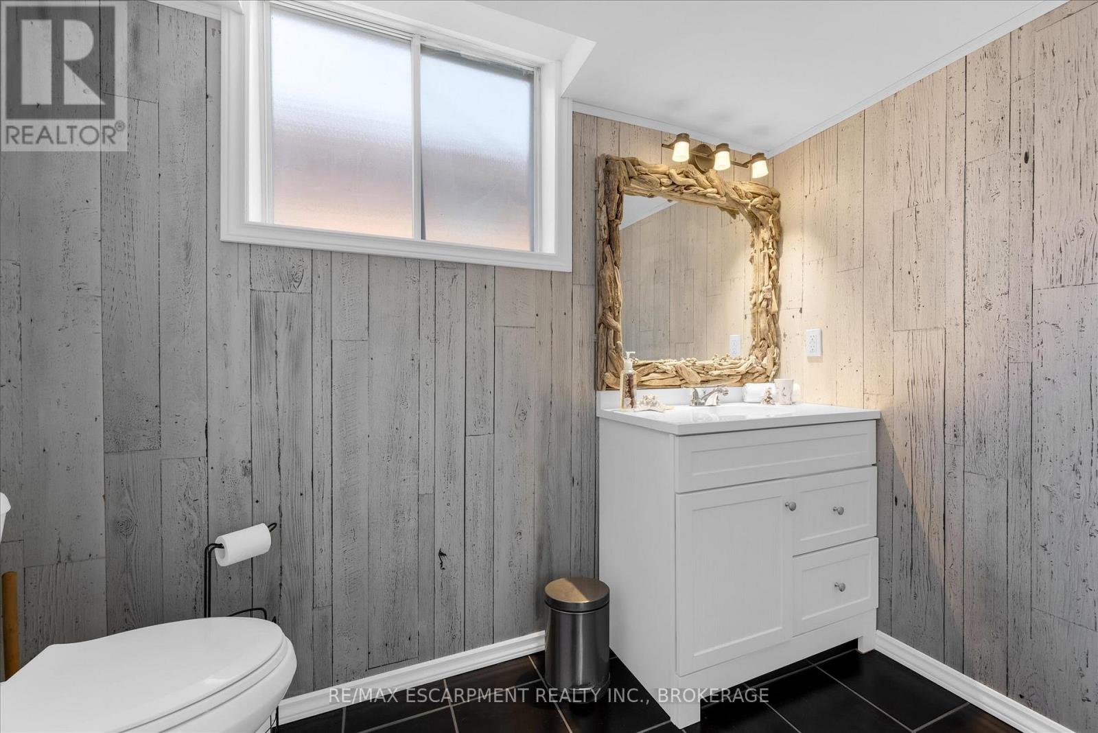 7506 Jubilee Drive, Niagara Falls, Ontario  L2G 7J5 - Photo 23 - X14118176