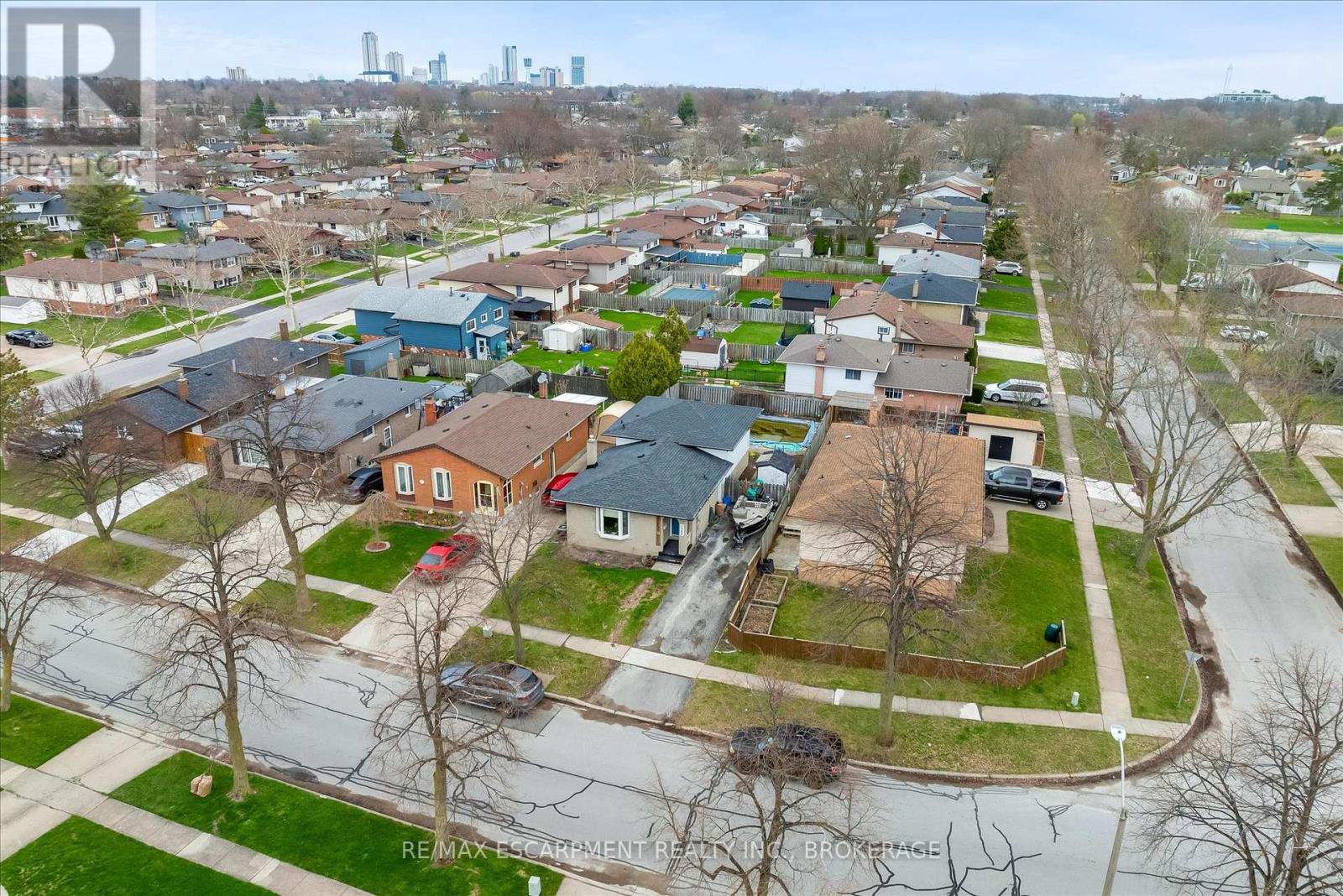 7506 Jubilee Drive, Niagara Falls, Ontario  L2G 7J5 - Photo 32 - X14118176