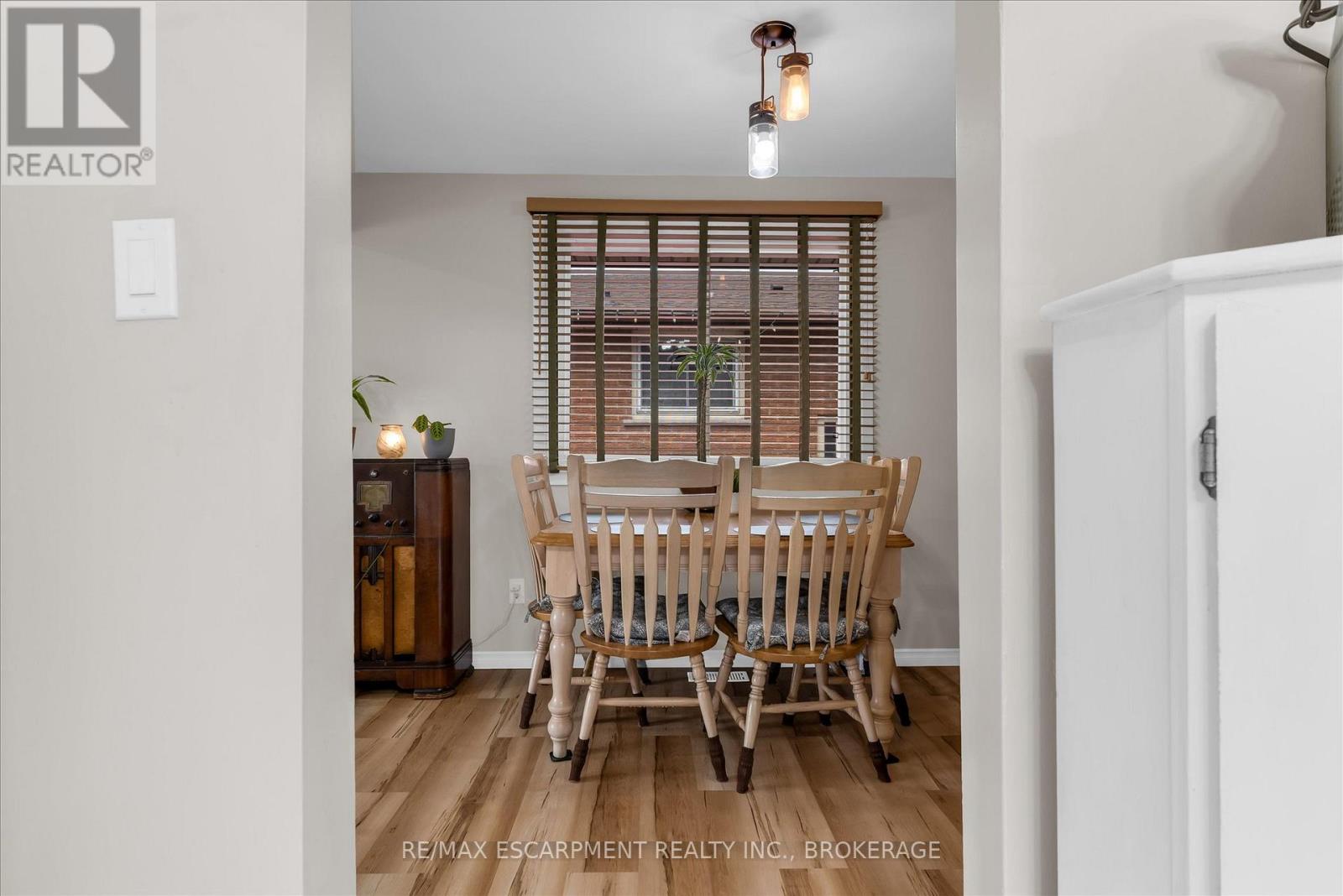 7506 Jubilee Drive, Niagara Falls, Ontario  L2G 7J5 - Photo 8 - X14118176