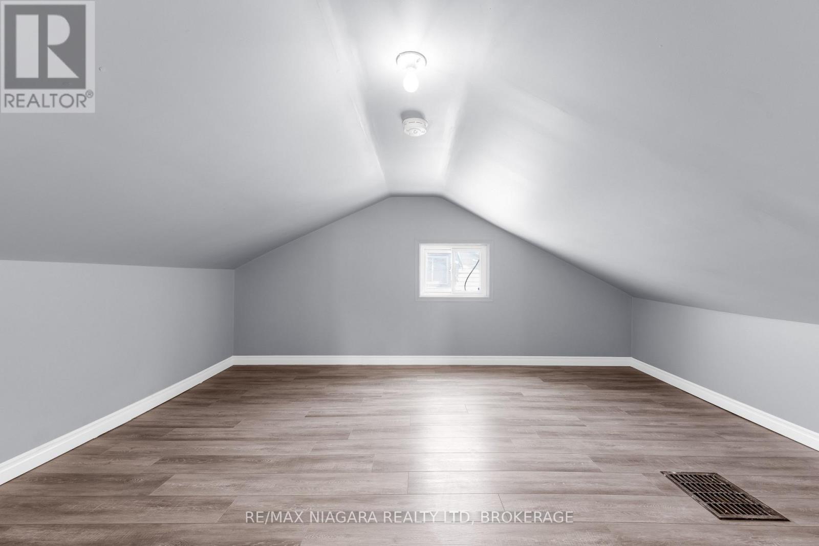 394 Simpson Avenue, Welland, Ontario  L3B 4Z2 - Photo 9 - X14118178